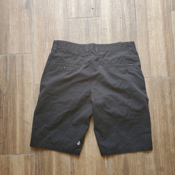 Volcom Men's True To This Black Shorts. - Picture 13 of 16